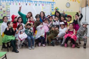 Niñas y niños de la  Escuela Croacia celebraron  Día del Trabajador