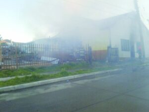 Incendio afectó vivienda en el Barrio Sur