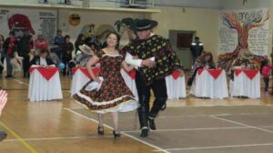 Magallanes tiene nuevos  campeones regionales  de Cueca Adulto