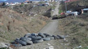 Empresa regional inicia proceso de reciclado de miles de neumáticos