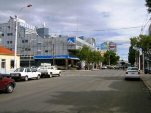 Comercio de Gallegos no sabe cómo  frenar compras en Punta Arenas