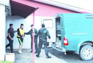 A Santiago trasladarán a sujeto que se fugó de cárcel en Natales