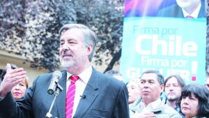 Guillier recibe ola de críticas tras declaraciones