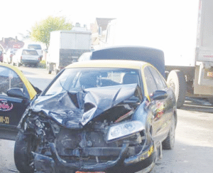 Daños de consideración en vehículos  fue el saldo de violenta colisión