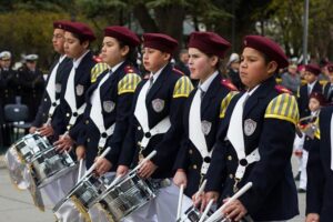 Multitudinario desfile estudiantil en conmemoración de las Glorias Navales