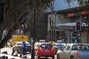Primera ‘nevada’ del 2017 sorprende a Punta Arenas