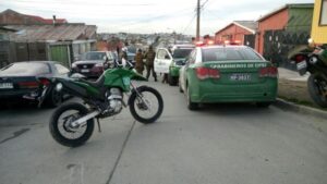 Sujeto detenido con escopeta recortada en confuso incidente