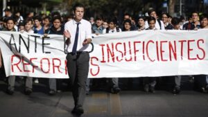 Confech alista marcha nacional con la condonación del CAE como consigna
