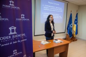 Jueza del trabajo dictó taller a medios de comunicación