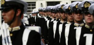 Conmemoran las Glorias Navales sin cuenta pública presidencial