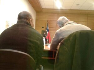 Debió saltar ventana y muro para evitar agresión de su pareja