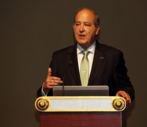 Presidente nacional CChC encabezará  hoy Seminario Construye Patagonia 2017
