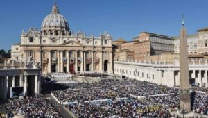 El Vaticano evalúa excomulgar a condenados por mafia y corrupción