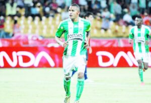 Lo de Macnelly Torres ya  es una obsesión en Macul