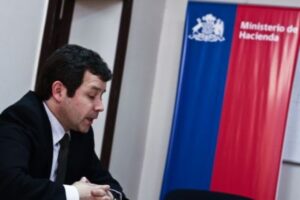Biseremi Christian García acudió a Contraloría por denuncia de timoneles de Chile Vamos