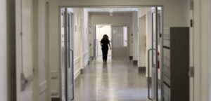 Niña de 8 meses pesa 18 kilos: podrían llevarla a Inglaterra para aclarar su condición
