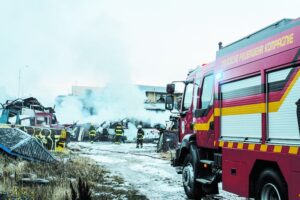 Nuevamente prendieron fuego  a chatarrería de vehículos