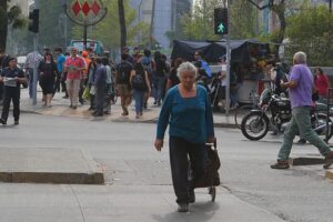 Sube hasta 3 millones la cantidad  de adultos mayores en Chile
