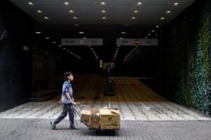 Vendida en Hong Kong por 600 mil euros la  plaza de garaje más cara del mundo
