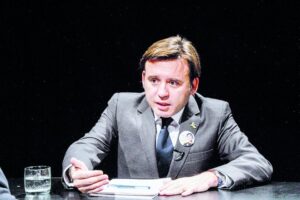 “Hoy tenemos en  serio riesgo a la  educación pública  de Punta Arenas”