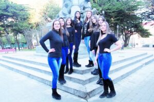 Municipio presentó a las 8 candidatas  a reina del Festival de Invierno 2017
