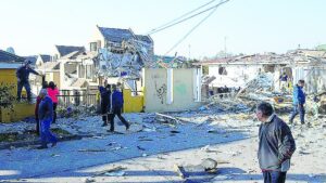 Explosión destruyó vivienda y deja tres heridos graves