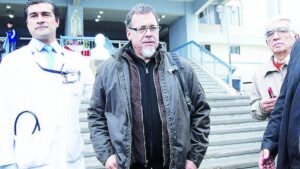 ”Uno tiene que sacar el pie del acelerador”