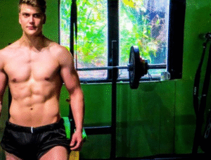 Joven magallánico nos representará  en el Mister Chile 2017