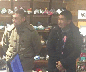 Dos sujetos detenidos por robo y uso de tarjetas de crédito