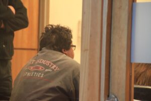 Ebrio al volante fue detenido tras provocar accidente dejando daños