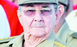 Ponen en marcha proceso previo para la salida de Raúl Castro