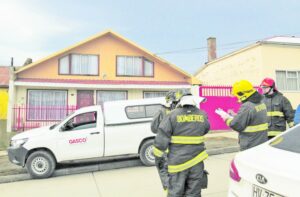 Explosión de gas en cocina magallánica dejó a dueña de casa con quemaduras