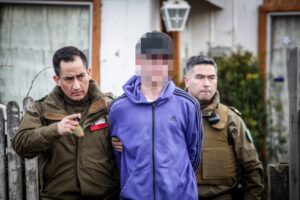 Adolescente detenido por robar cartera desde casa habitación a plena luz del día