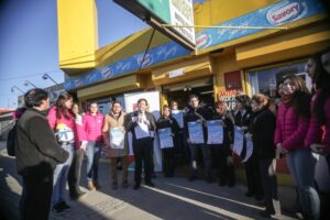 Locatarios del Barrio 18 invitan a preferirlos durante el invierno