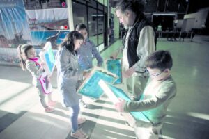 Arte, mar, infancia y  alegría en vacaciones