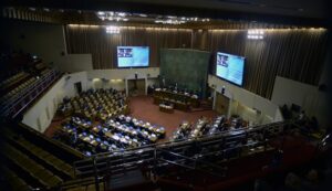Recuperan clases hoy y mañana por feriado regional que aún no aprueban