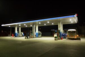 Sujetos intimidaron a trabajadoras y  robaron dinero desde estación de servicio