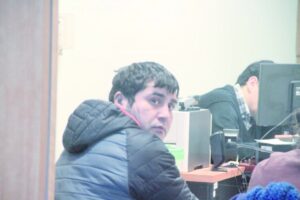 Conductor ebrio fue detenido luego de manejar un vehículo denunciado por robo
