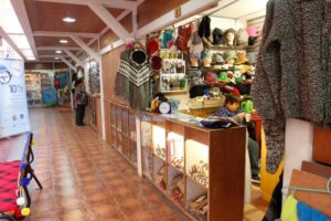 Artesanas reciben más público pero las ventas “siguen lentas”