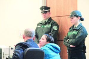 Condenada por ola de robos en Porvenir fue detenida  por hurto e ingresó a cumplir 4 años de cárcel