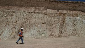 Expertos ven opción de  explotar cobalto con cautela