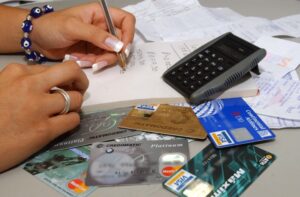 Uno de cada cuatro  magallánicos está moroso