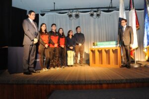 Alumnos del Liceo Experimental UMAG reciclarán objetos electrónicos
