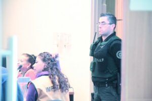 Por mal procedimiento policial absuelven a mujer acusada de vender droga