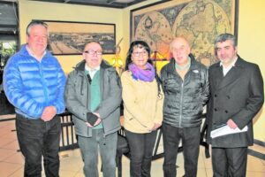 Nueva Mayoría reunió las  400 firmas e invitó a  encuentro el 26 de agosto
