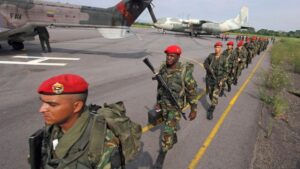Despliegan tropas durante ejercicios militares ordenados por Maduro