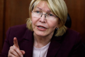 La fiscal rebelde de Venezuela acusa a Maduro y su “número dos” de cobrar sobornos millonarios