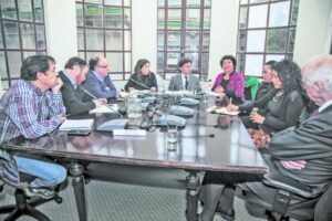 Funcionaria del Mineduc se reunió  con Concejo Municipal
