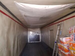 Investigan contrabando: camión llegó sin el 70% de su carga