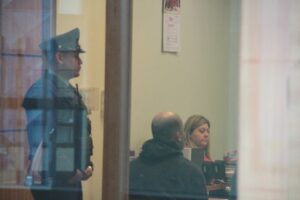 Mujer que acusó agresión de su pareja lo denunció por cultivo de marihuana